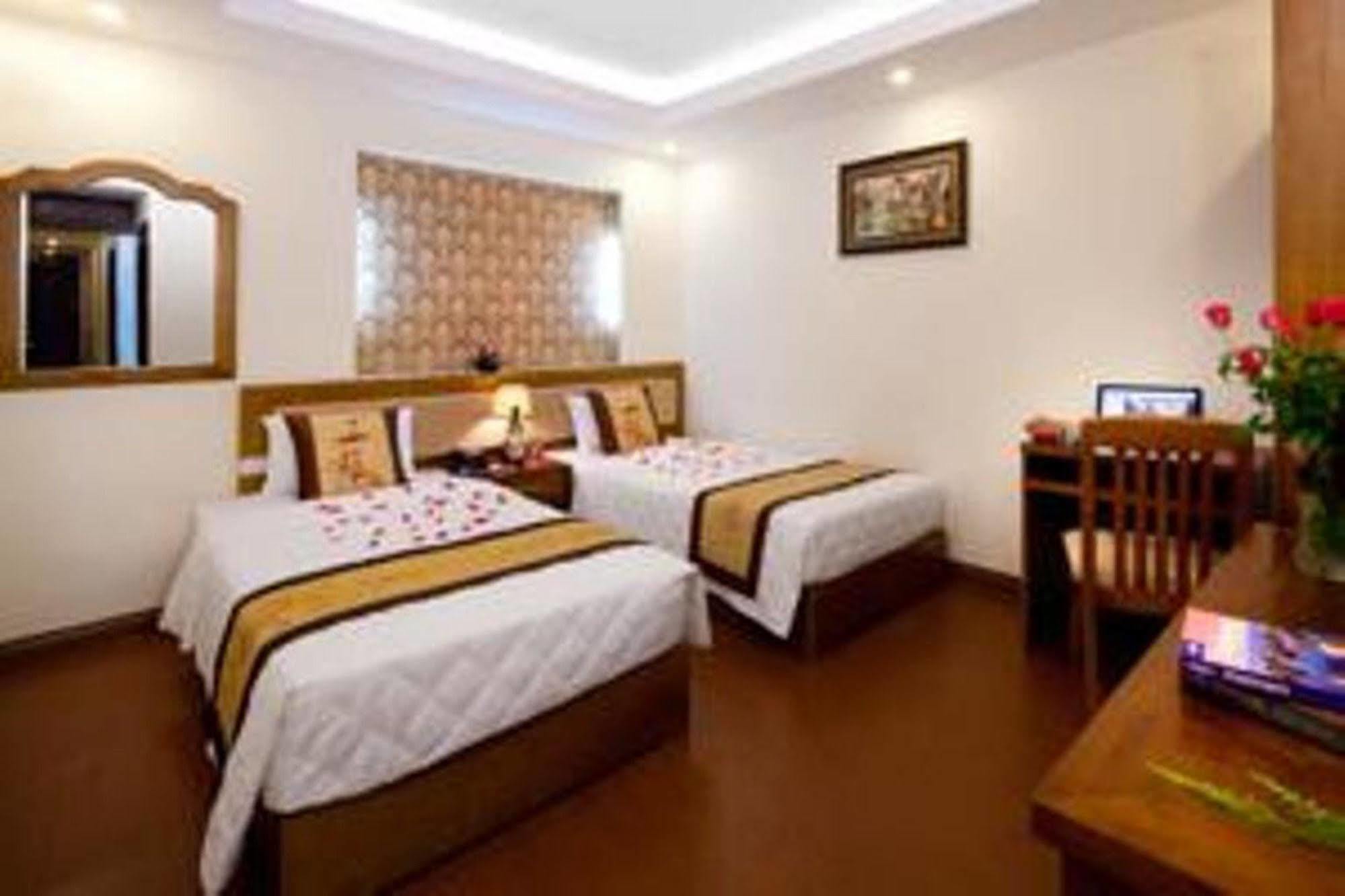 Lam Bao Long Hotel Хюэ Экстерьер фото